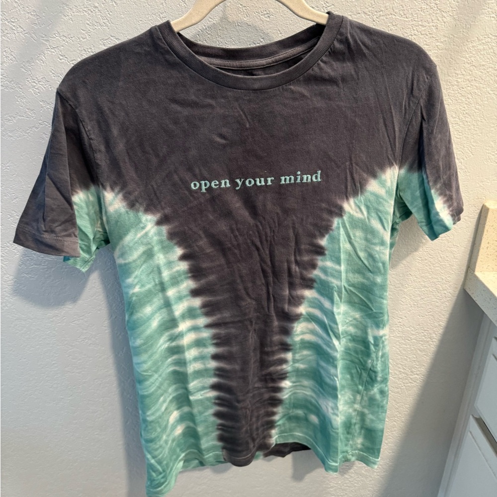 Aeropostale XS tee